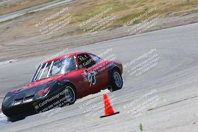 media/May-01-2022-CalClub SCCA (Sun) [[03a481c204]]/Groups 2 and 4/Race (Offramp)/